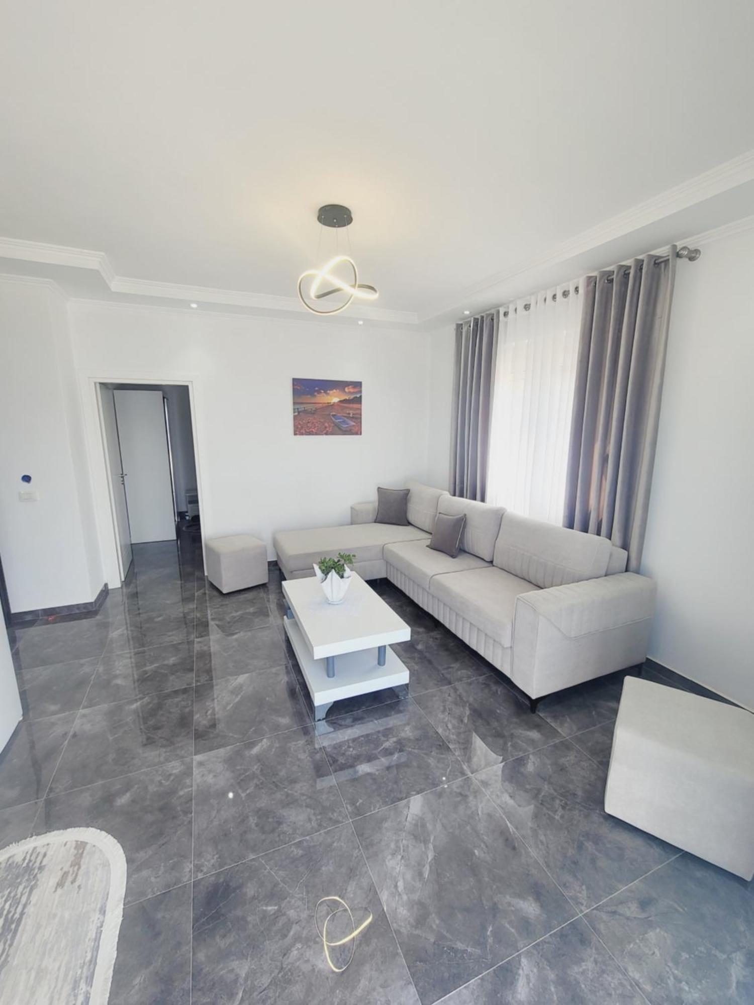 Apartamento Makla Sarandë Exterior foto